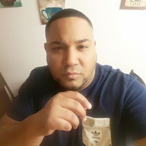 Meet your Posher, Luis